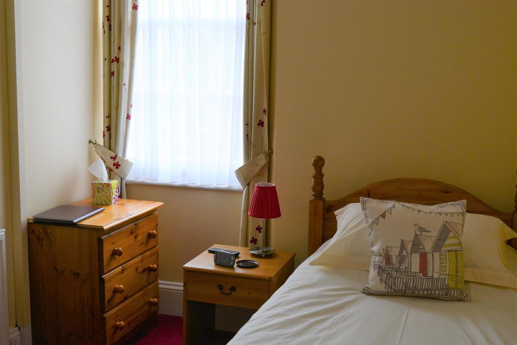 Bed and Breakfast St Marguerite Paignton Esterno foto