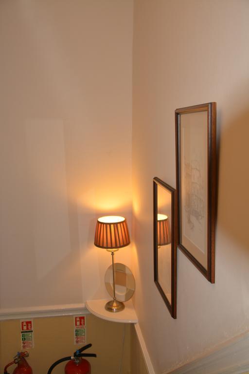 Bed and Breakfast St Marguerite Paignton Esterno foto